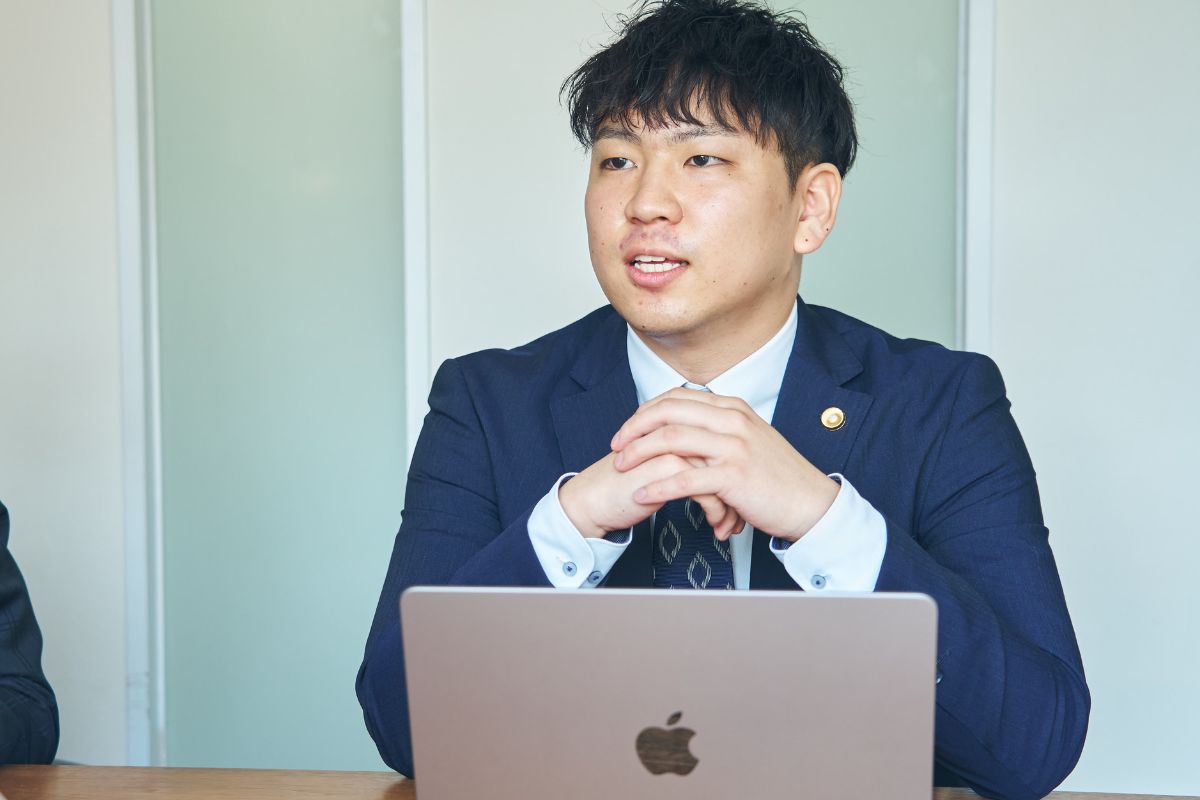 近藤優平弁護士