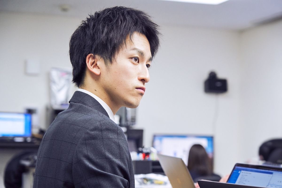 室井涼弁護士
